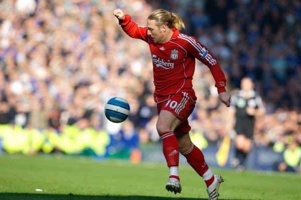 Liverpool, England - Saturday, October 20, 2007: Liverpool's Andriy Voronin in action against Everton during the 206th Merseyside Derby match at Goodison Park. (Photo by David Rawcliffe/Propaganda)