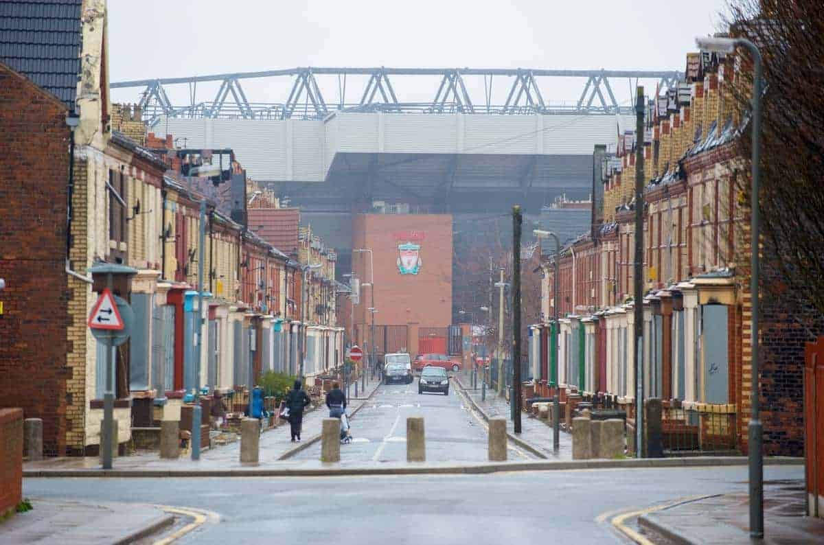 LIVERPOOL, ENGLAND - Thursday, March 20, 2008: Images of urban and social depravation along Breckfield Road North in the Liverpool area of Everton. (Photo by David Rawcliffe/Propaganda)