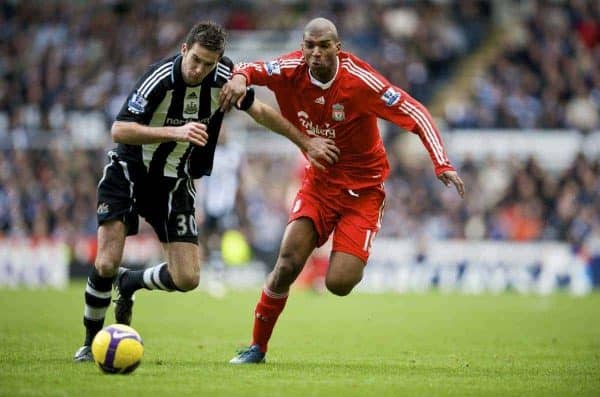 NEWCASTLE, ENGLAND - Sunday, December 28, 2008: Liverpool's Ryan Babel and Newcastle United's David Edgar during the Premiership match at St James' Park. (Photo by David Rawcliffe/Propaganda)