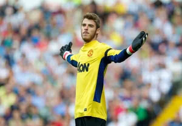 WEST BROMWICH, ENGLAND - Sunday, August 14, 2011: Manchester United's new goalkeeper David de Gea in action against West Bromwich Albion during the Premiership match at the Hawthorns. (Pic by David Rawcliffe/Propaganda)