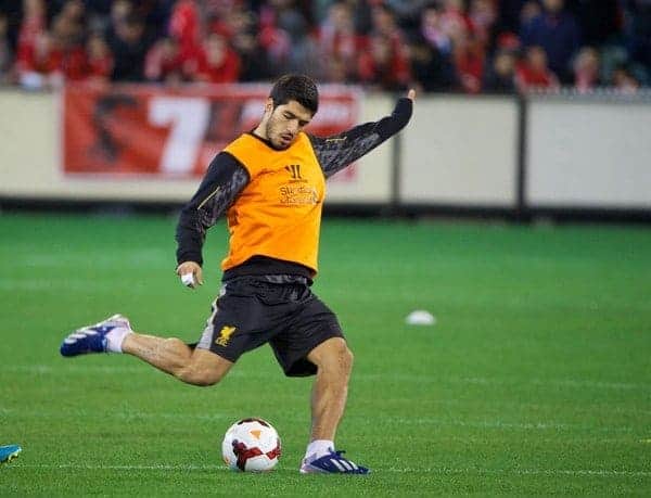 Suarez in training at the MCG on Tuesday (David Rawcliffe/Propaganda)