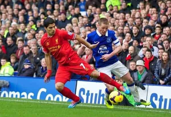 LIVERPOOL, ENGLAND - Saturday, November 23, 2013: Liverpool's Luis Suarez in action against Everton during the 221st Merseyside Derby Premiership match at Goodison Park. (Pic by David Rawcliffe/Propaganda)