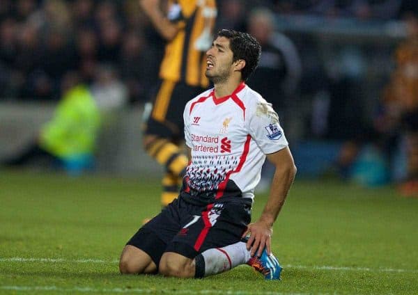 HULL, ENGLAND - Sunday, December 1, 2013: Liverpool's Luis Suarez looks dejected after missing a chance as his side lose 3-1 to Hull City during the Premiership match at the KC Stadium. (Pic by David Rawcliffe/Propaganda)