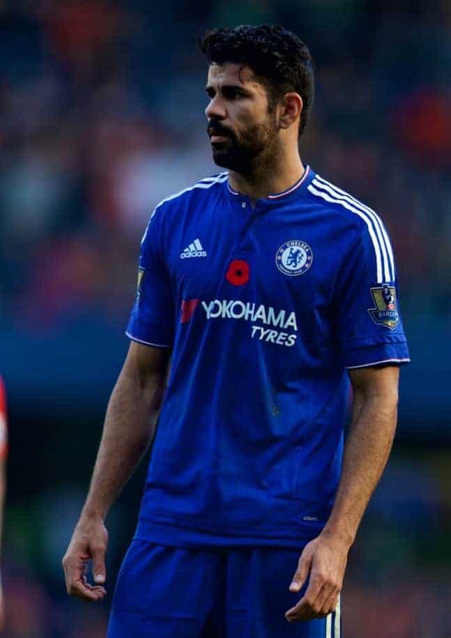 LONDON, ENGLAND - Saturday, October 31, 2015: Chelsea's Diego Costa in action against Liverpool during the Premier League match at Stamford Bridge. (Pic by David Rawcliffe/Propaganda)