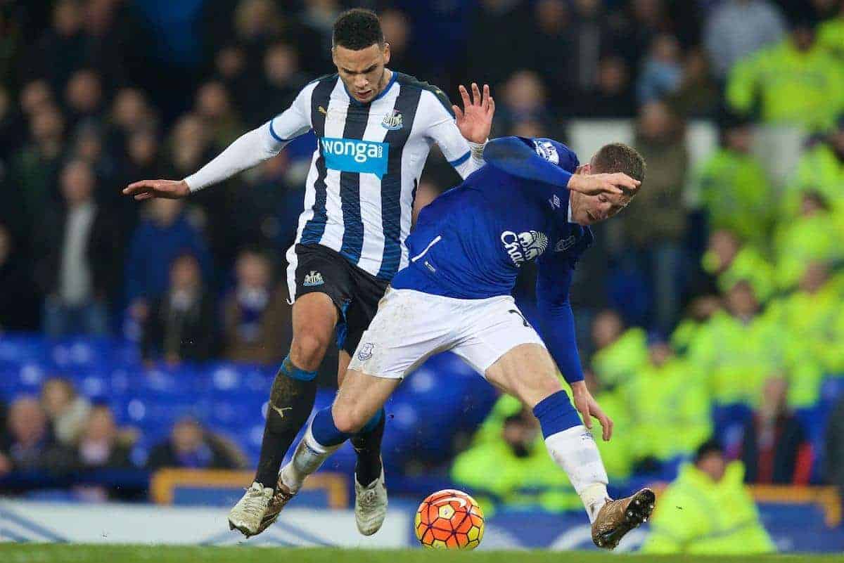 LIVERPOOL, ENGLAND - Wednesday, February 3, 2016: Everton's Ross Barkley is brought down by Newcastle United's Jamaal Lascelles for a second penalty, and the Newcastle player is shown a red card, during the Premier League match at Goodison Park. (Pic by David Rawcliffe/Propaganda)