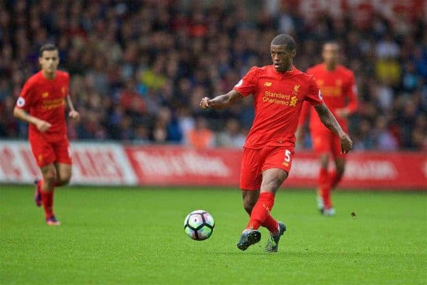 LIVERPOOL, ENGLAND - Saturday, October 1, 2016: Liverpool's Georginio Wijnaldum in action against Swansea City during the FA Premier League match at the Liberty Stadium. (Pic by David Rawcliffe/Propaganda)