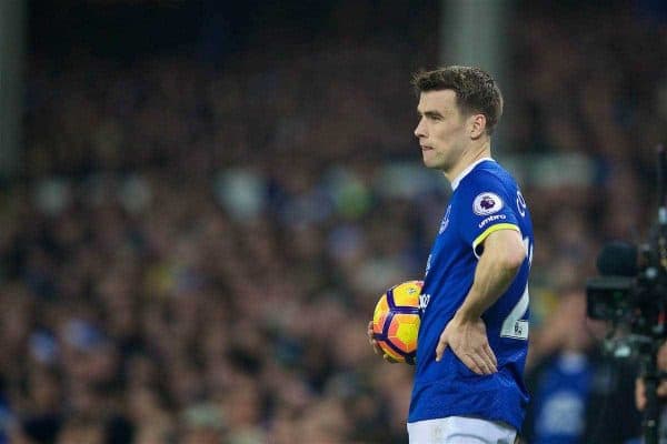 LIVERPOOL, ENGLAND - Monday, December 19, 2016: Everton'e Seamus Coleman in action against Liverpool during the FA Premier League match, the 227th Merseyside Derby, at Goodison Park. (Pic by David Rawcliffe/Propaganda)