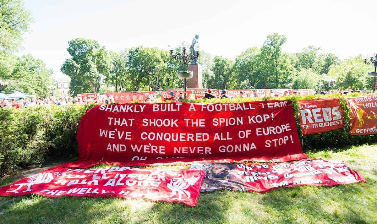 KIEV, UKRAINE - Saturday, May 26, 2018: Liverpool fans place flag and banners around Shevchenko Park ahead of the UEFA Champions League Final match between Real Madrid CF and Liverpool FC. (Pic by Peter Powell/Propaganda)