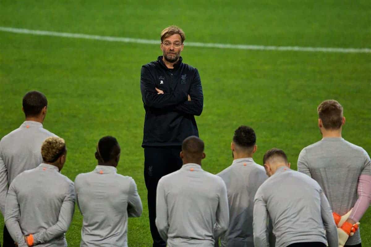 PORTO, PORTUGAL - Tuesday, February 13, 2018: Liverpool's manager Jürgen Klopp speaks to his players during a training session at the Estádio do Dragão ahead of the UEFA Champions League Round of 16 1st leg match between FC Porto and Liverpool FC. (Pic by David Rawcliffe/Propaganda)