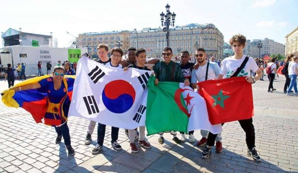 MOSCOW, RUSSIA - Monday, June 18, 2018: Supporters from Colombia, South Korea, Algeria and Morocco in Moscow's Red Square during the FIFA World Cup Russia 2018. (Pic by David Rawcliffe/Propaganda)