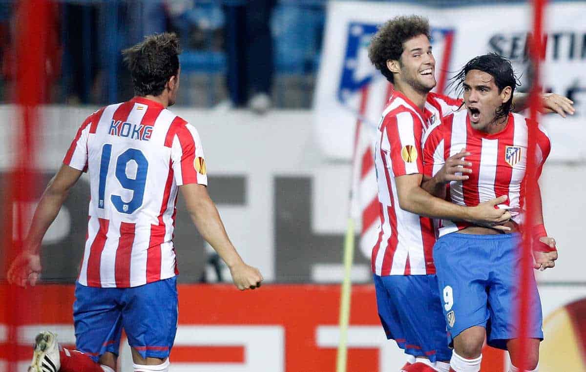 15.09.2011, Vicente Calderon Stadion, Madrid, ESP, UEFA EL, Atletico Madrid vs Celtic Glasgow, im Bild Atletico de Madrid's Radamel Falcao celebrates with Mario Suarez // durin during UEFA Europa League match between Atletico Madrid and Celtic Glasgow atVicente Calderon Stadion, Madrid, Spain on 15/09/2011. EXPA Pictures © 2011, PhotoCredit: EXPA/ Alterphoto/ Alvaro Hernandez +++++ ATTENTION - OUT OF SPAIN/(ESP) +++++