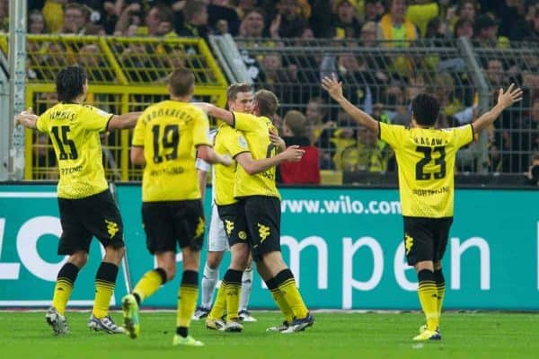 05.11.2011, Signal Iduna Park, Dortmund, GER, 1. FBL, Borussia Dortmund vs. VfL Wolfsburg, im Bild Jubel Dortmund nach dem 3-1 durch Sven Bender (#22 Dortmund) // during Borussia Dortmund vs. VfL Wolfsburg at Signal Iduna Park, Dortmund, GER, 2011-11-05. EXPA Pictures © 2011, PhotoCredit: EXPA/ nph/  Kurth       ****** out of GER / CRO  / BEL ******