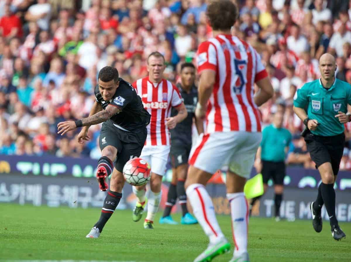 STOKE-ON-TRENT, ENGLAND - Sunday, August 9, 2015: Liverpool's Philippe Coutinho Correia scores the first goal against Stoke City during the Premier League match at the Britannia Stadium. (Pic by David Rawcliffe/Propaganda)