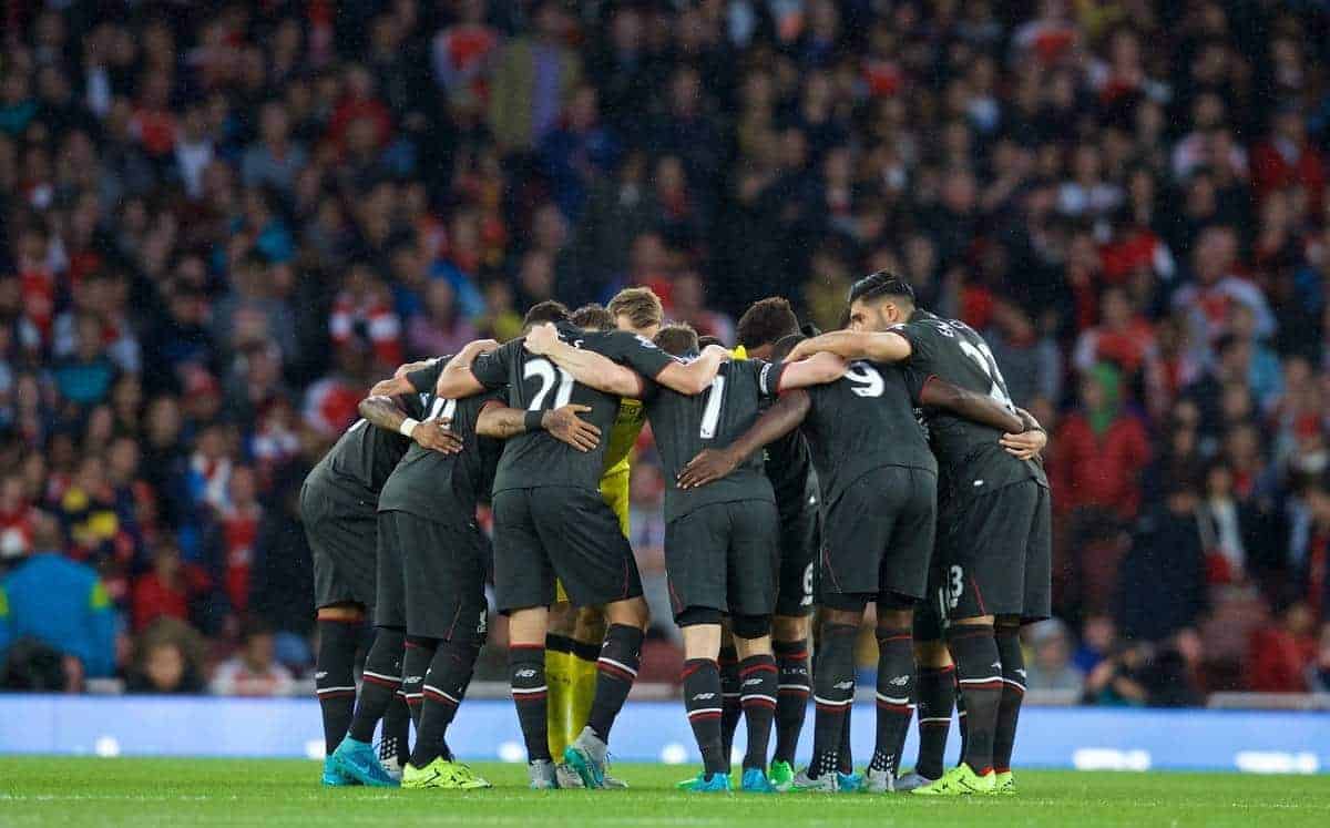 LONDON, ENGLAND - Monday, August 24, 2015: Liverpool players form a pre-match huddle during the Premier League match against Arsenal at the Emirates Stadium. (Pic by David Rawcliffe/Propaganda)