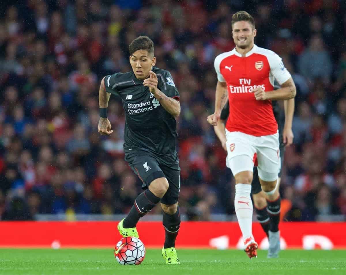 LONDON, ENGLAND - Monday, August 24, 2015: Liverpool's Roberto Firmino in action against Arsenal during the Premier League match at the Emirates Stadium. (Pic by David Rawcliffe/Propaganda)