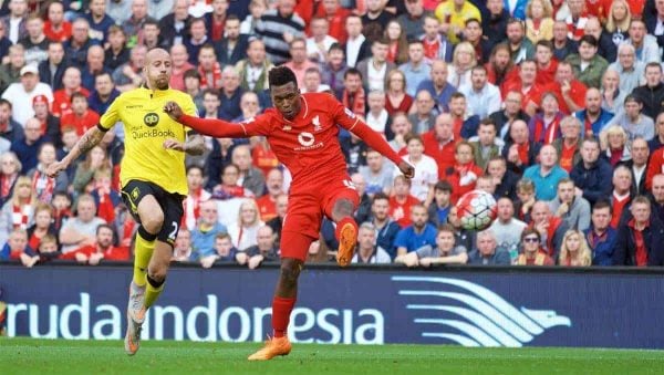 LIVERPOOL, ENGLAND - Saturday, September 26, 2015: Liverpool's Daniel Sturridge scores the second goal against Aston Villa during the Premier League match at Anfield. (Pic by David Rawcliffe/Propaganda)