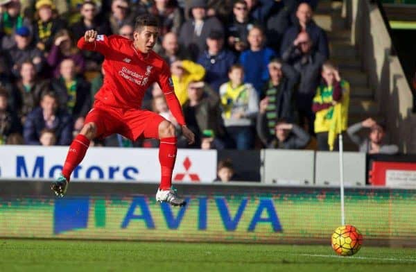 NORWICH, ENGLAND - Friday, January 22, 2016: Liverpool's Roberto Firmino scores the first goal against Norwich City during the Premiership match at Carrow Road. (Pic by David Rawcliffe/Propaganda)