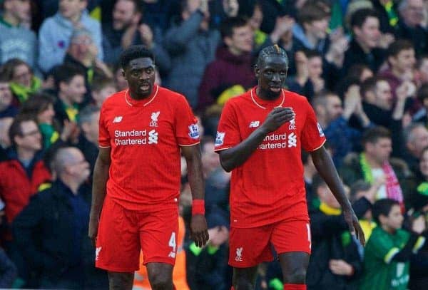 NORWICH, ENGLAND - Friday, January 22, 2016: Liverpool's Kolo Toure and Mamadou Sakho look dejected as Norwich City score the second goal during the Premiership match at Carrow Road. (Pic by David Rawcliffe/Propaganda)