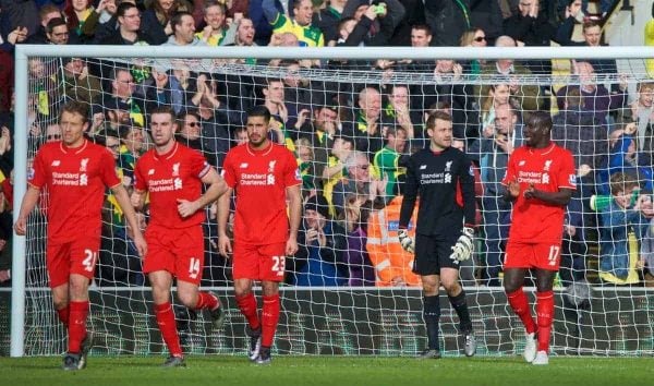 NORWICH, ENGLAND - Friday, January 22, 2016: Liverpool's goalkeeper Simon Mignolet looks dejected as Norwich City score the third goal during the Premiership match at Carrow Road. (Pic by David Rawcliffe/Propaganda)