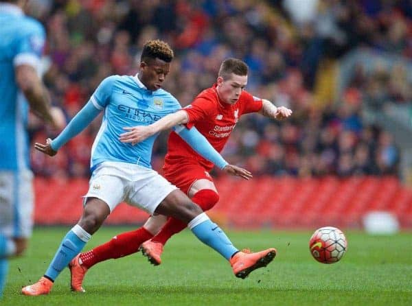 LIVERPOOL, ENGLAND - Sunday, February 7, 2016: Liverpool's Ryan Kent in action against Manchester City's Ashley Smith-Brown during the Under-21 FA Premier League match at Anfield. (Pic by David Rawcliffe/Propaganda)