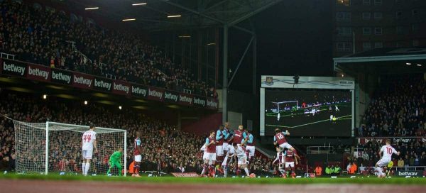 LONDON, ENGLAND - Tuesday, February 9, 2016: Liverpool's Philippe Coutinho Correia scores the first goal against West Ham United during the FA Cup 4th Round Replay match at Upton Park. (Pic by David Rawcliffe/Propaganda)