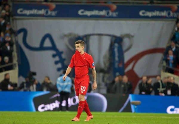 LONDON, ENGLAND - Sunday, February 28, 2016: Liverpool's Philippe Coutinho Correia looks dejected after missing a penalty in the shoot-out against Manchester City during the Football League Cup Final match at Wembley Stadium. (Pic by David Rawcliffe/Propaganda)