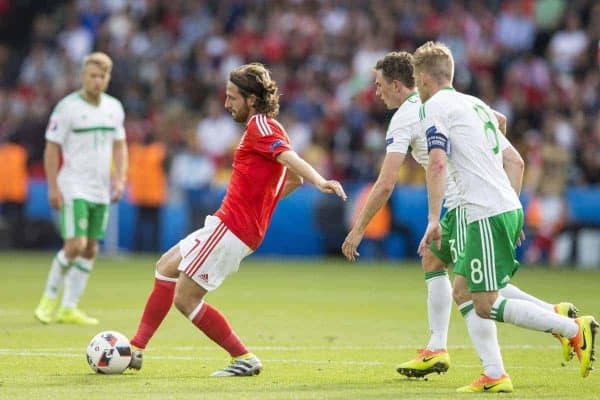 PARIS, FRANCE - Saturday, June 25, 2016: Wales' Joe Allen in action against Northern Ireland's Corry Evans and Steven Davis during the Round of 16 UEFA Euro 2016 Championship match at the Parc des Princes. (Pic by Paul Greenwood/Propaganda)