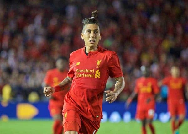 PASADENA, USA - Wednesday, July 27, 2016: Liverpool's Roberto Firmino in action against Chelsea during the International Champions Cup 2016 game on day seven of the club's USA Pre-season Tour at the Rose Bowl. (Pic by David Rawcliffe/Propaganda)