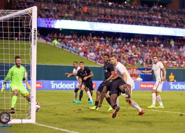 ST. LOUIS, USA - Monday, August 1, 2016: Liverpool's Sheyi Ojo scores the first equalising goal against AS Roma during a pre-season friendly game on day twelve of the club's USA Pre-season Tour at the Busch Stadium. (Pic by David Rawcliffe/Propaganda)