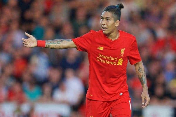 BURTON-UPON-TRENT, ENGLAND - Tuesday, August 23, 2016: Liverpool's Roberto Firmino in action against Burton Albion during the Football League Cup 2nd Round match at the Pirelli Stadium. (Pic by David Rawcliffe/Propaganda)