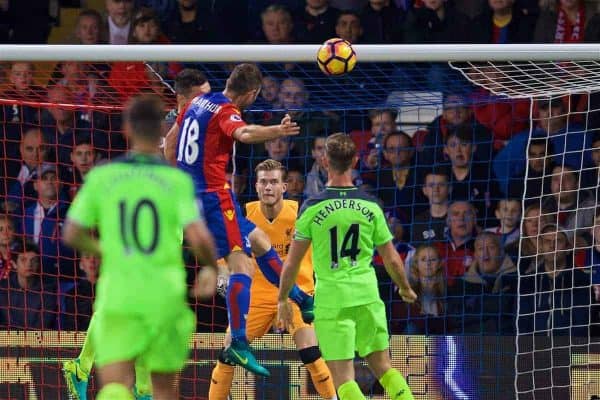 LONDON, ENGLAND - Saturday, October 29, 2016: Crystal Palace's James McArthur scores the second goal against Liverpool's goalkeeper Loris Karius during the FA Premier League match at Selhurst Park. (Pic by David Rawcliffe/Propaganda)