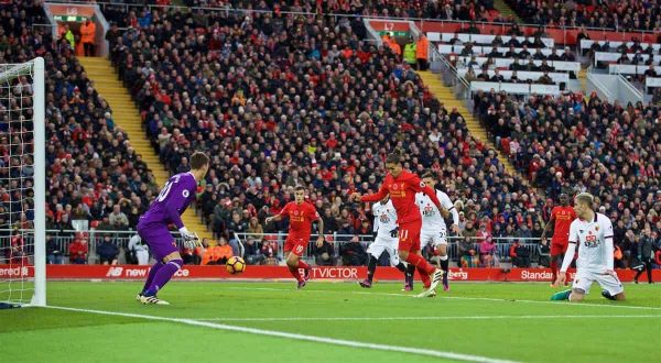 LIVERPOOL, ENGLAND - Sunday, November 6, 2016: Liverpool's Roberto Firmino scores the fourth goal against Watford during the FA Premier League match at Anfield. (Pic b2y David Rawcliffe/Propaganda)