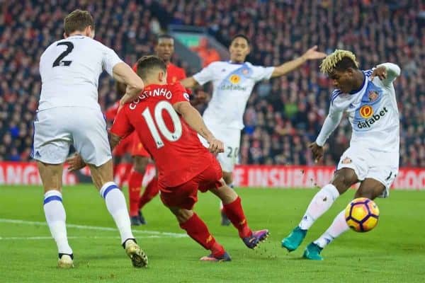 LIVERPOOL, ENGLAND - Saturday, November 26, 2016: Liverpool's Philippe Coutinho Correia gets injured against Sunderland during the FA Premier League match at Anfield. (Pic by David Rawcliffe/Propaganda)