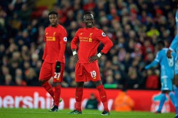 LIVERPOOL, ENGLAND - Tuesday, December 27, 2016: Liverpool's Sadio Mane2 in action against Stoke City during the FA Premier League match at Anfield. (Pic by David Rawcliffe/Propaganda)