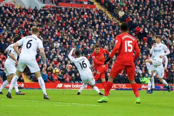 LIVERPOOL, ENGLAND - Saturday, January 21, 2017: Liverpool's Roberto Firmino scores the second equalising goal against Swansea City to make the score 2-2 during the FA Premier League match at Anfield. (Pic by David Rawcliffe/Propaganda)