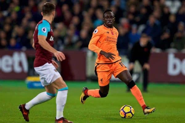 LONDON, ENGLAND - Saturday, November 4, 2017: Liverpool's Sadio Mane sprints away to set-up the opening goal during the FA Premier League match between West Ham United FC and Liverpool FC at the London Stadium. (Pic by David Rawcliffe/Propaganda)