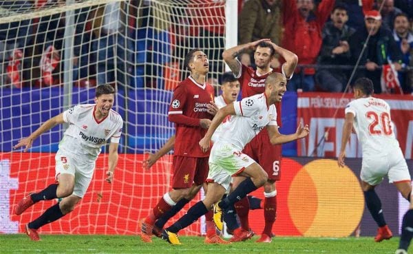 SEVILLE, SPAIN - Tuesday, November 21, 2017: Sevilla's Guido Pizarro celebrates scoring a late equalising goal to seal a dramatic 3-3 draw, after being down 3-0 at half-time, during the UEFA Champions League Group E match between Sevilla FC and Liverpool FC at the Estadio Ramón Sánchez Pizjuán. (Pic by David Rawcliffe/Propaganda)