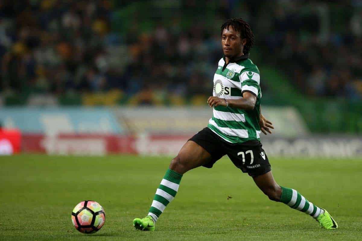 Sporting's Portuguese forward Gelson Martins in action during the Portuguese League football match Sporting CP vs Vitoria Guimaraes at Alvadade stadium in Lisbon on March 5, 2017. (Photo by Pedro Fi??za/NurPhoto) *** Please Use Credit from Credit Field ***