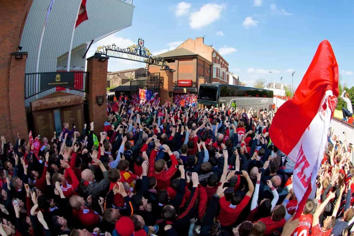 LIVERPOOL, ENGLAND - Sunday, April 27, 2014: Liverpool supporters at the Anfield Road welcome the team coach before the Premiership match against Chelsea at Anfield. (Pic by David Rawcliffe/Propaganda)