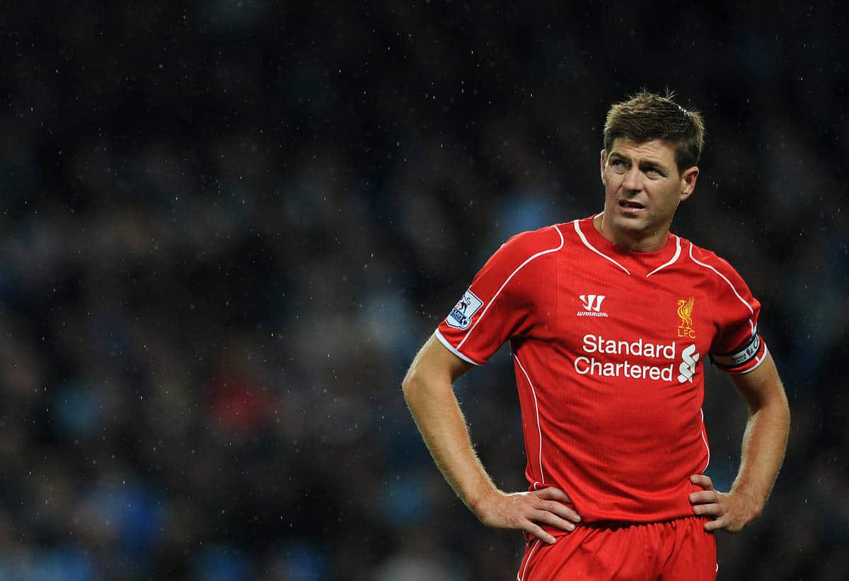 MANCHESTER, ENGLAND - Monday, August 25, 2014: Liverpool's Steven Gerrard looks dejected during the Premier League match at the City of Manchester Stadium. (Pic by Chris Brunskill/Propaganda)