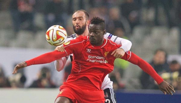 ISTANBUL, TURKEY - Thursday, February 26, 2015: Liverpool's Mario Balotelli in action against Besiktas JK's Serdar Kurtulus during the UEFA Europa League Round of 32 2nd Leg match at the Ataturk Olympic Stadium. (Pic by David Rawcliffe/Propaganda)