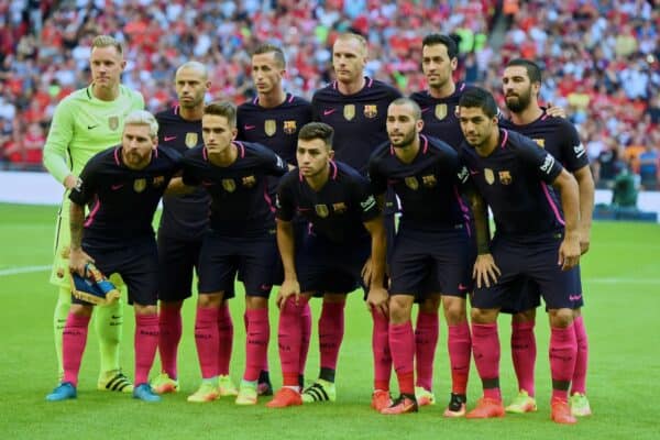 LONDON, ENGLAND - Saturday, August 6, 2016: Barcelona players line up for a team group photograph before the International Champions Cup match against Liverpool at Wembley Stadium. Back row L-R: Goalkeeper Marc-André Ter Stegen, Javier Mascherano, xxxx, xxxx, xxxx, Arda Turan. Front row L-R: Lionel Messi, Denis Suarez, xxxx, xxxx, Luis Suárez. (Pic by David Rawcliffe/Propaganda)