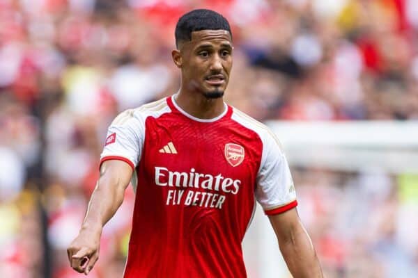 LONDRA, INGHILTERRA - domenica 6 agosto 2023: William Saliba dell'Arsenal durante la partita fa Community Shield tra il Manchester City FC e l'Arsenal FC allo stadio di Wembley. L'Arsenal ha vinto 4-1 ai rigori. (Foto di David Rawcliffe/Propaganda)