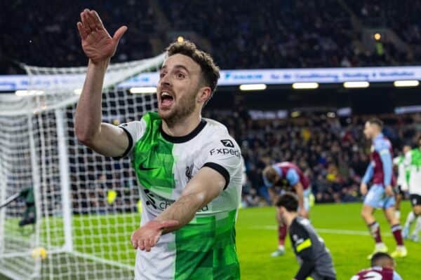 BURNLEY, ENGLAND - Tuesday, December 26, 2023: Liverpool's Diogo Jota celebrates scoring the second goal in the 90th minute during the FA Premier League match between Burnley FC and Liverpool FC at Turf Moor. Liverpool won 2-0. (Photo by David Rawcliffe/Propaganda)