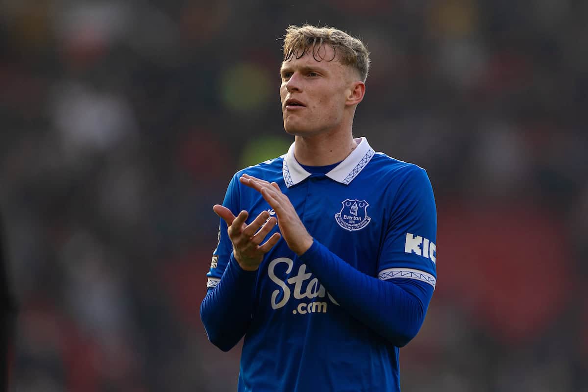 MANCHESTER, ENGLAND - Saturday, March 9, 2024: Everton's Jarrad Branthwaite applauds the supporters after the FA Premier League match between Manchester United FC and Everton FC at Old Trafford. Man Utd won 2-0. (Photo by David Rawcliffe/Propaganda)