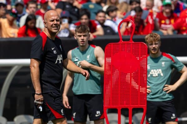 PHILADELPHIA - Sunday, July 28, 2024: Liverpool's head coach Arne Slot during an open training session at Lincoln Financial Field on day five of the club's pre-season tour of the USA. (Photo by David Rawcliffe/Propaganda)