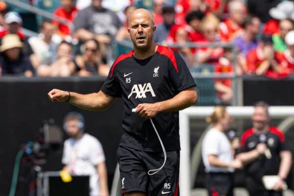 PHILADELPHIA - Sunday, July 28, 2024: Liverpool's head coach Arne Slot during an open training session at Lincoln Financial Field on day five of the club's pre-season tour of the USA. (Photo by David Rawcliffe/Propaganda)