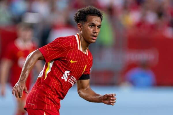 PHILADELPHIA - Wednesday, July 31, 2024: Liverpool's Fábio Carvalho during a pre-season friendly match between Liverpool FC and Arsenal FC at the Lincoln Financial Field on day eight of the club's pre-season tour of the USA. Liverpool won 2-1. (Photo by David Rawcliffe/Propaganda)