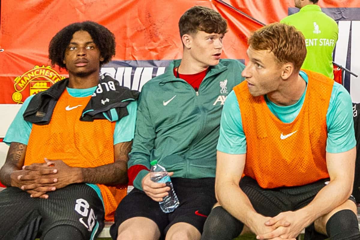 COLUMBIA - Saturday, August 3, 2024: Liverpool substitutes (L-R) Harvey Blair, James McConnell,Sepp van den Berg, Stefan Bajcetic, Nathaniel Phillips, Wataru End?, Ben Doak on the bench before a pre-season friendly match between Liverpool FC and Manchester United FC at the Williams-Brice Stadium on day eleven of the club's pre-season tour of the USA. Liverpool won 3-0. (Photo by David Rawcliffe/Propaganda)