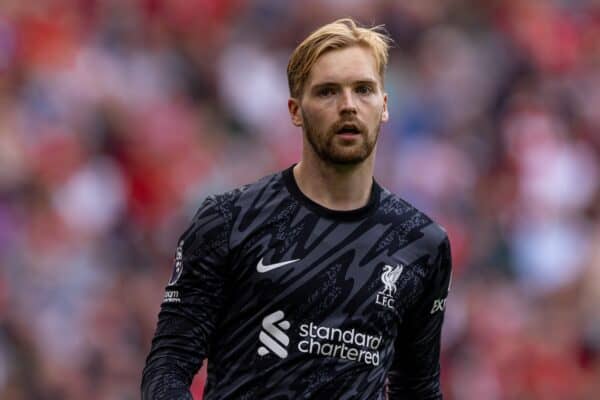 LIVERPOOL, INGHILTERRA - sabato 21 settembre 2024: Il portiere di Liverpool Caoimhin Kelleher durante la partita della fa Premier League tra il Liverpool FC e l'AFC Bournemouth ad Anfield. Il Liverpool ha vinto 3-0. (Foto di David Rawcliffe/Propaganda)